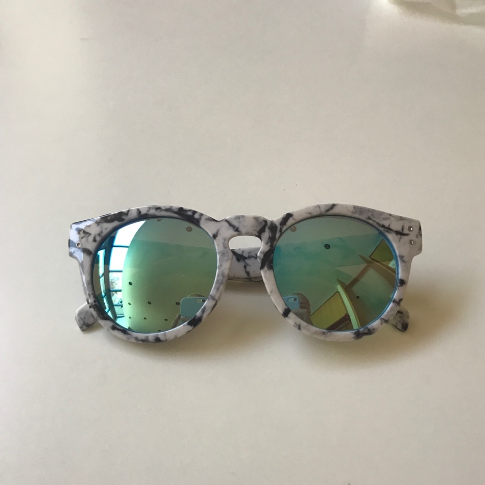 Quay sunglasses